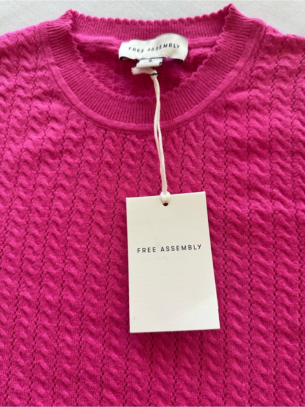 Sleeveless Pink Cable Knit Sweater, Free Assembly NWT S, crewneck pullover - Picture 5 of 8